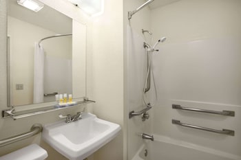 Room, 1 King Bed, Accessible, Non Smoking