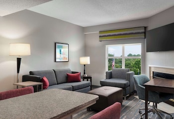 One king suite kitchen non smoking