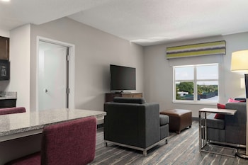 Suite, 1 King Bed with Sofa bed, Non Smoking, Kitchen