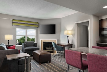 One king suite kitchen non smoking