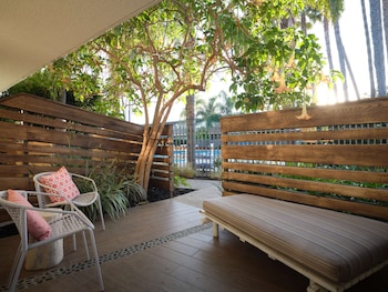 Room, 1 Queen Bed, Patio