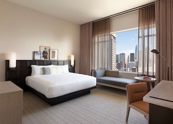 Executive Room, 1 King Bed, Accessible (Hearing)