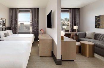 Junior Suite, 2 Queen Beds