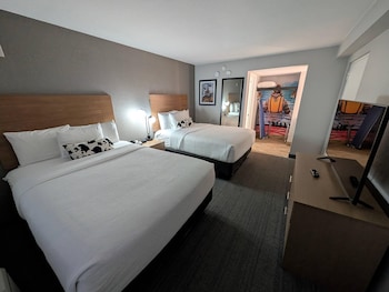 Suite, Multiple Beds, Non Smoking