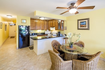 Condo, 1 Bedroom, 2 Bathrooms, Partial Ocean View