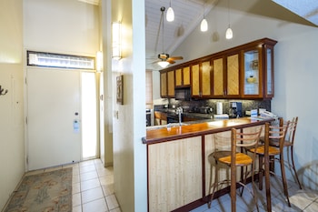 Deluxe Condo, 3 Bedrooms