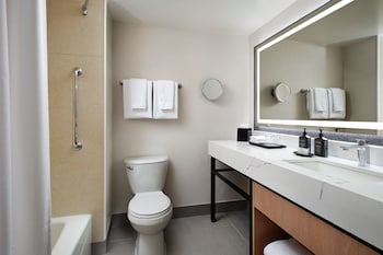 Room, 2 Double Beds (Hearing Accessible)