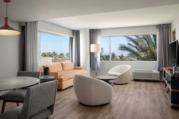 Club Suite, 1 King Bed