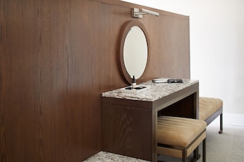 London Suite
