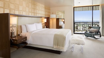 Gate Two Bedroom Suite