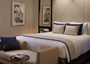 Metropolitan One Bedroom Suite