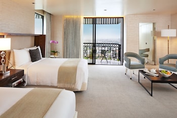Gate Two Bedroom Suite