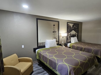 Room, 2 Queen Beds, Non Smoking