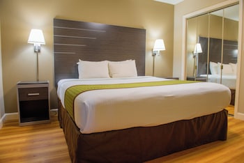 Standard Room, Multiple Beds, Non Smoking