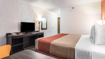 Standard Room, 1 Queen Bed, Non Smoking