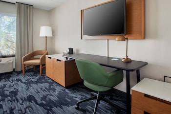 Room, 1 King Bed, Transfer Shower