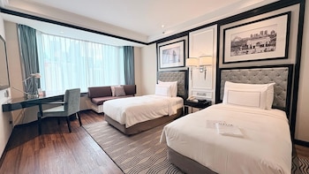 The Level Room (3 Adults)