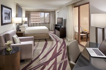 Room, 1 King Bed, Balcony, Corner
