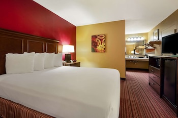 Standard Room, 1 Queen Bed, Non Smoking (Different Bldg)