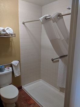 Room, 2 Queen Beds, Accessible, Non Smoking (Mobility)