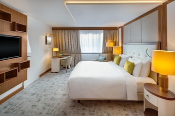 Corvinus Fashion Street View Room