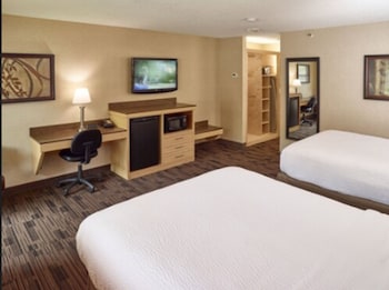 Room, 2 Queen Beds, Non Smoking