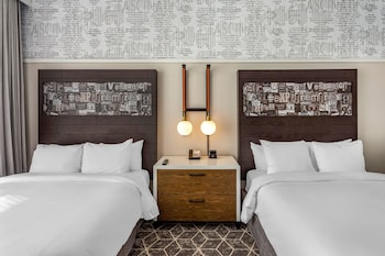 Room, 2 Queen Beds, Accessible, Non Smoking