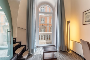Deluxe Room, 1 King Bed