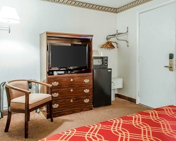 Standard Room, 2 Double Beds, Non Smoking