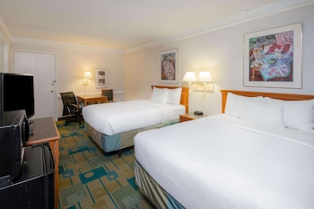 Room, 2 Double Beds, Accessible, Non Smoking (Mobility Accessible)
