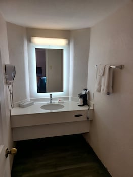 Deluxe Suite, 1 King Bed, Non Smoking