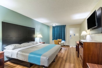 Standard Room, 1 King Bed, Smoking