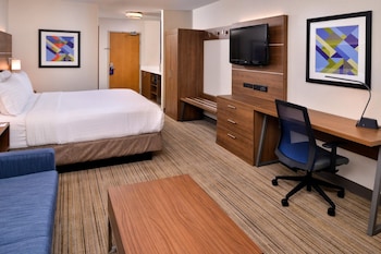 Standard Room, 1 King Bed with Sofa bed (Extra Floor Space)