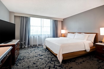 Executive, One King Bed, Non-Smoking