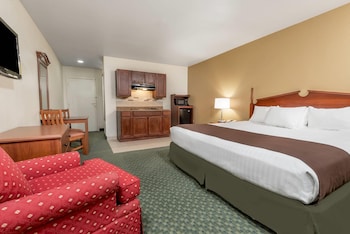 Efficiency, Room, 1 King Bed, Non Smoking
