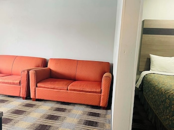 Suite, 2 Double Beds, Smoking, Kitchenette