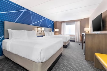 Standard Room, 2 Queen Beds, Non Smoking (Pet-Friendly)