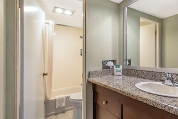 Standard Room, 2 Queen Beds, Non Smoking, Refrigerator & Microwave