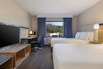 Standard Room, 2 Queen Beds, Non Smoking