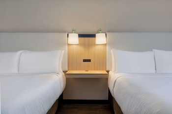 Standard Room, 2 Queen Beds, Non Smoking
