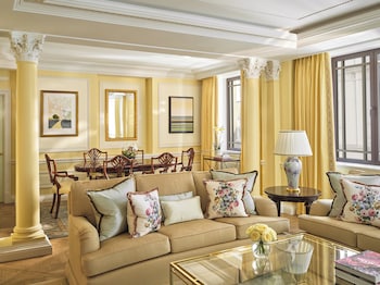 Suite (Mayfair)