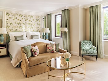 Executive Room, Park View