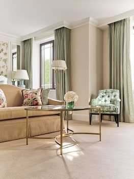 Executive Room, Park View