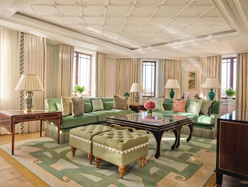 Suite (Royal)