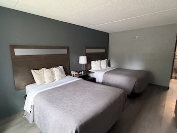 Standard Room, 2 Double Beds, Non Smoking