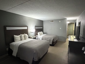 Standard Room, 2 Double Beds, Non Smoking