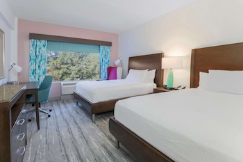 Room, 2 Queen Beds, Accessible (Hearing)