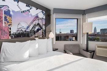 Standard Room, 2 Queen Beds, Non Smoking, Refrigerator