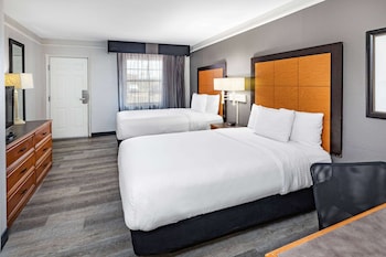 Executive Room, 2 Double Beds, Non Smoking