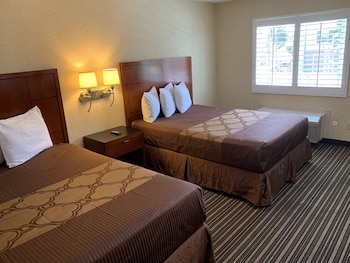 Standard Room, 2 Queen Beds